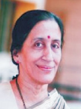 Prof-Dr-Mrudula-Phadke-n